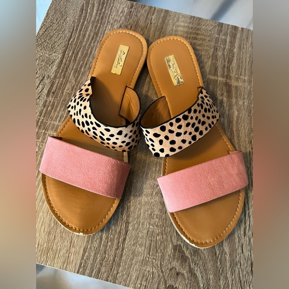 Stylish Pink and Leopard Women's Sandals